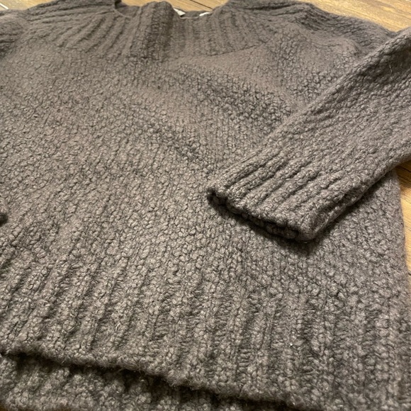 VINCE Crew Neck Wool Cashmere Blend Grey Chunky Knit Oversized Sweater Size XS - Picture 8 of 9
